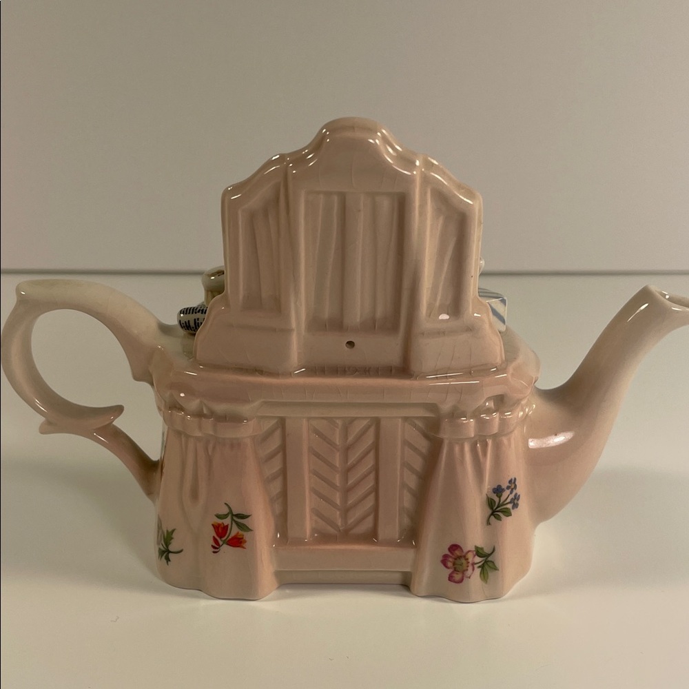 Floral Cream Teapot with Vanity Design - Picture 2 of 5